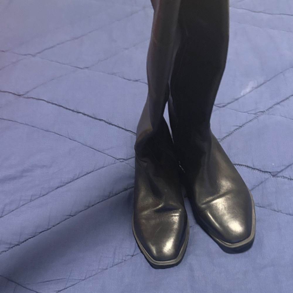 Elegant Black Ankle Boots by Sam Edelman